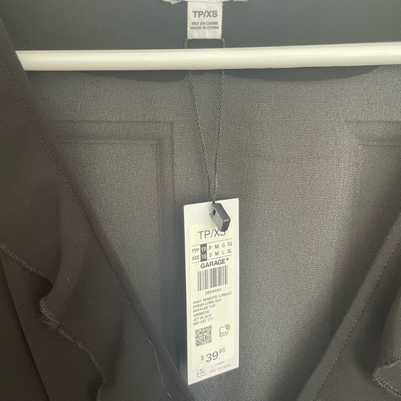 NWT GARAGE Sheer Long Sleeved Ruffled Top ✨🩷 - Picture 8 of 11